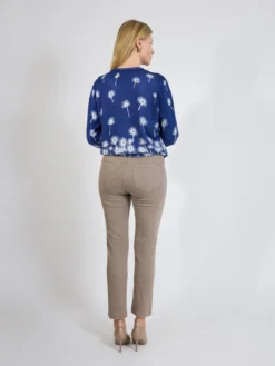 Beżowe spodnie damskie slim