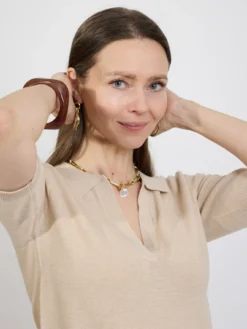 Beżowy sweter damski polo