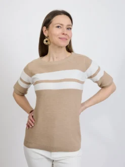 Beżowy sweter damski w paski