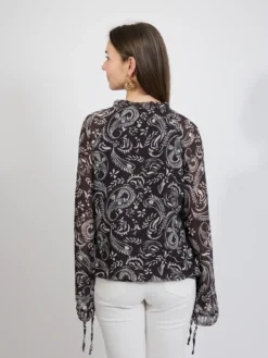 Bluzka damska w paisley z falbaną