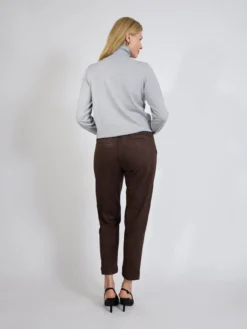 Brązowe spodnie damskie eleganckie