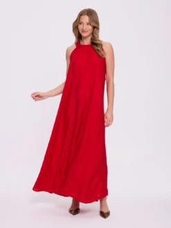 Czerwona sukienka maxi z dekoltem halter