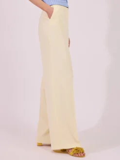 Spodnie damskie szerokie kremowe eleganckie