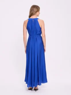 Sukienka maxi z dekoltem halter