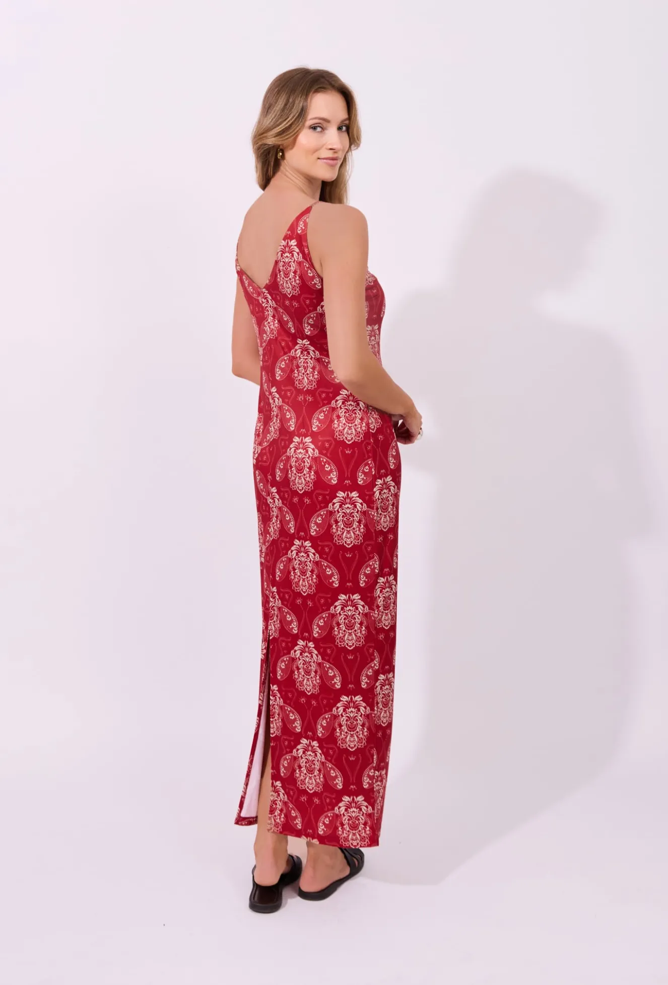Sukienka maxi z ornamentowym wzorem