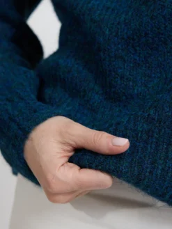 Sweter damski golf morski