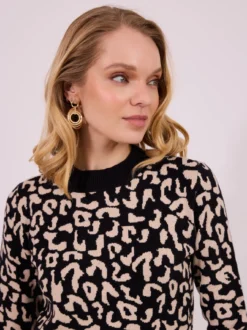 Sweter damski w panterkę z rękawem 3/4