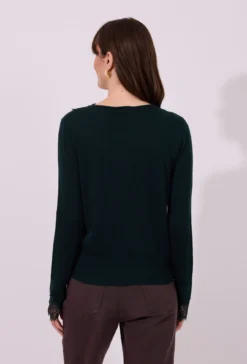 Sweter damski z koronkowym wykończeniem