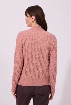 Sweter damski z półgolfem