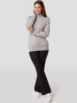 Sweter z golfem damski