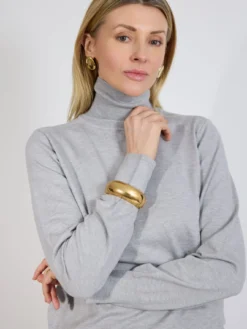 Sweter z golfem damski