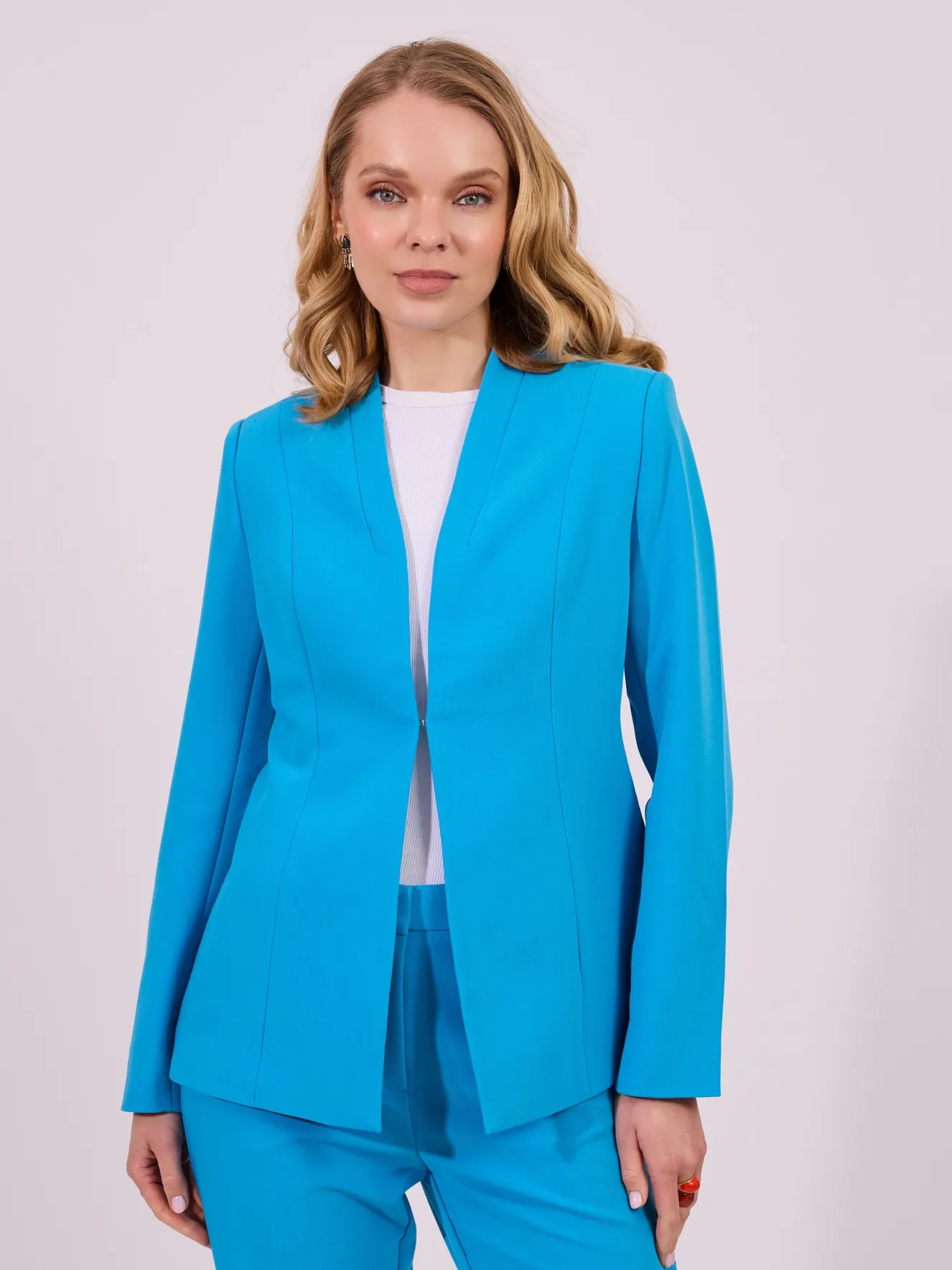 Turkusowy żakiet damski elegancki