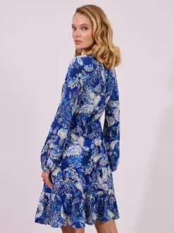 Zwiewna Sukienka Boho z Wiązaniem